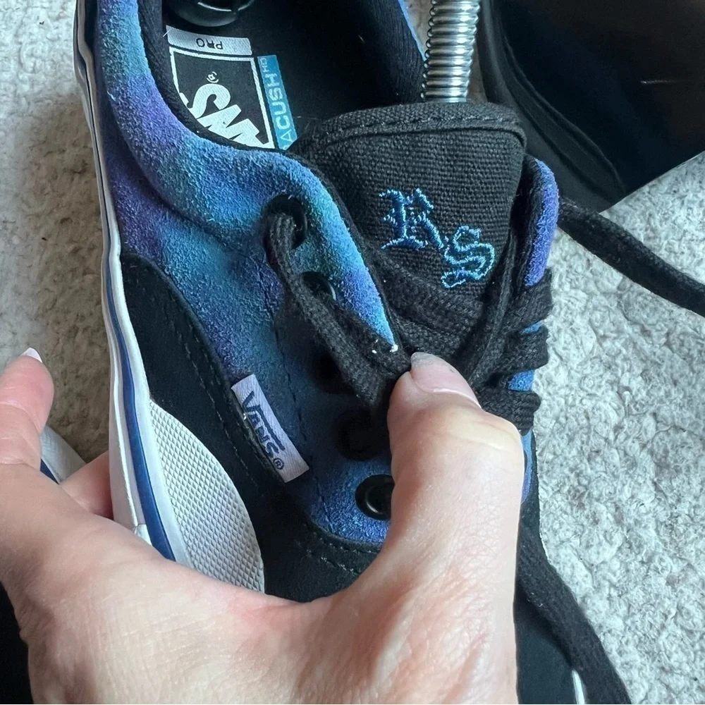 VANS: Men's Ultra Cush Black Purple Blue Galactic Suede Canvas Low Sneakers